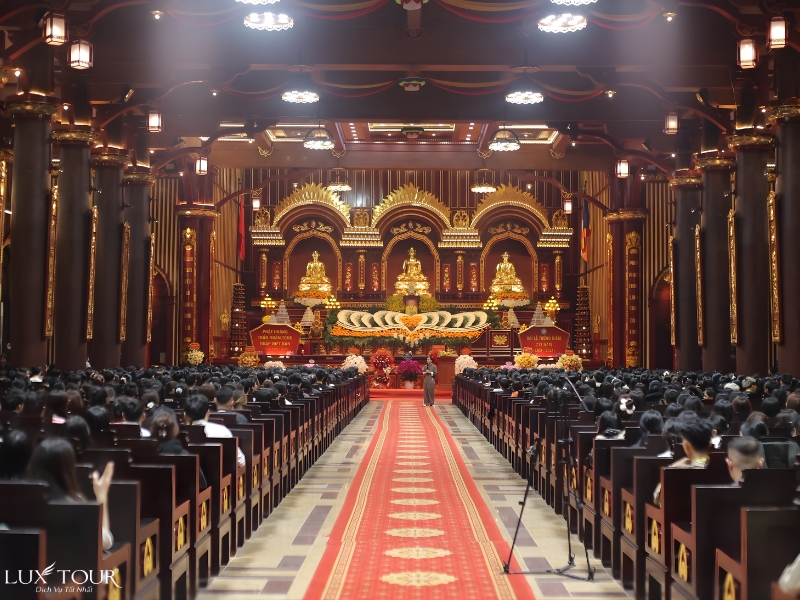 dia-diem-du-xuan-dau-nam-gan-ha-noi-3.jpg (429 KB)