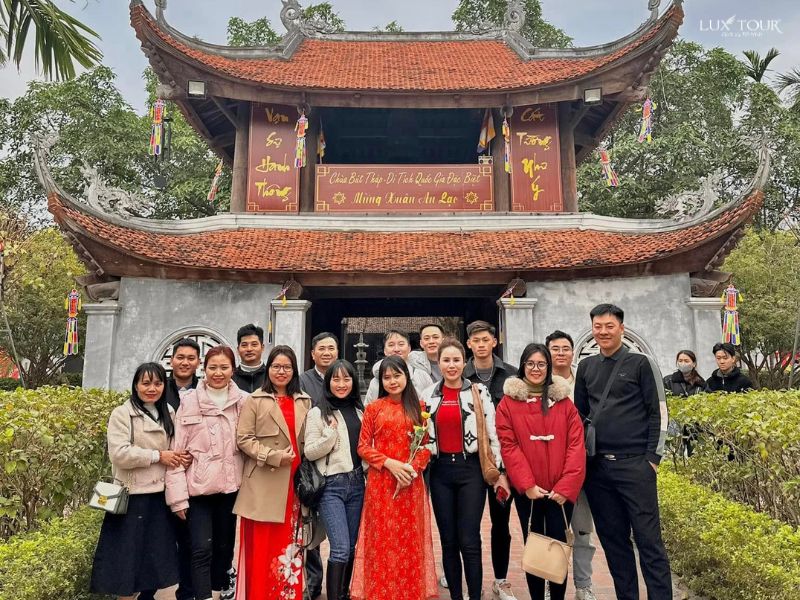 dia-diem-du-xuan-o-bac-ninh-chua-but-thap.jpg (158 KB)