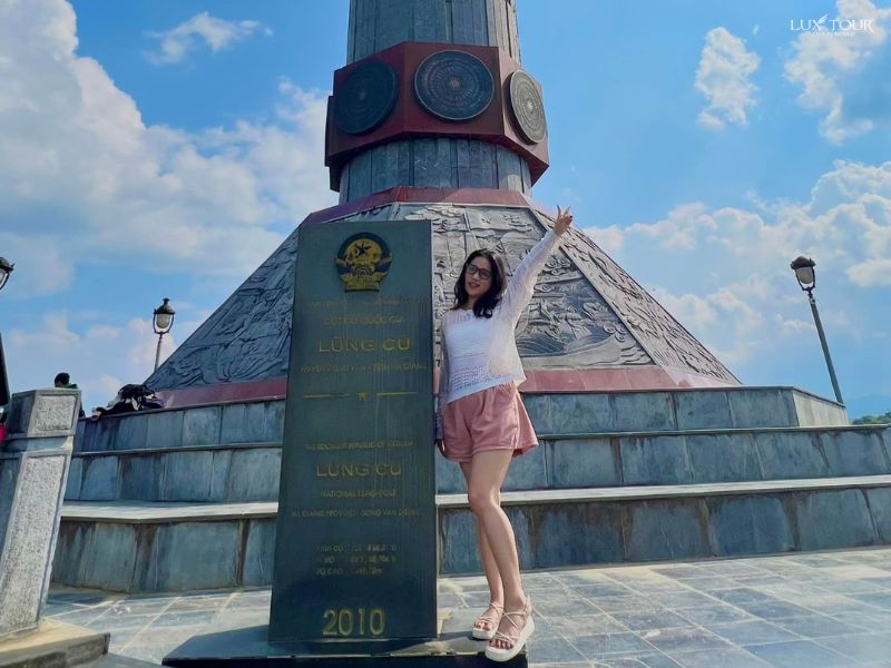 du-lich-ha-giang-mua-thu-cot-co-lung-cu.jpg (79 KB)