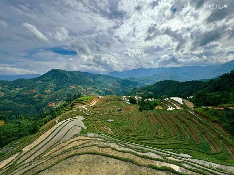 ha-giang-mua-nuoc-do-hoang-su-phi.jpg (109 KB)