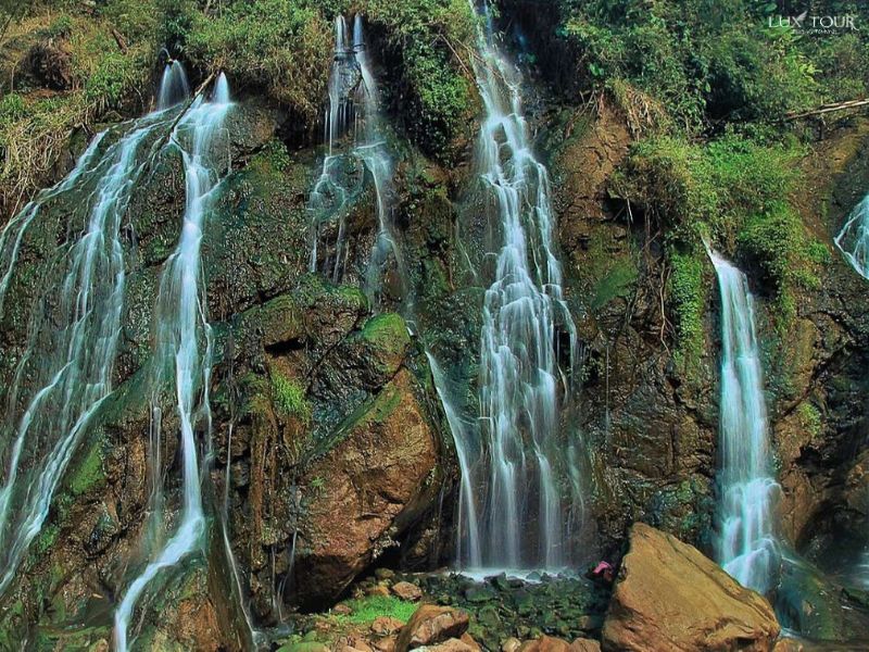 thac-tien-sa-ban-lao-chai-sapa.jpg (166 KB)