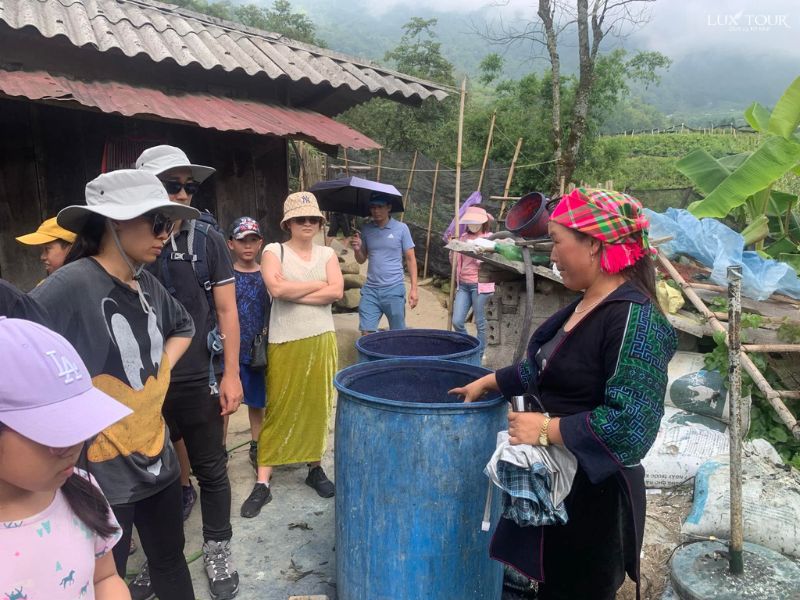 tham-quan-ban-lang-ban-sau-chua-sapa.jpg (111 KB)