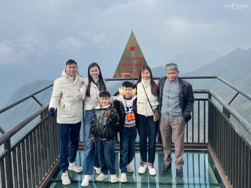 gia-ve-cau-kinh-rong-may-sapa.png (545 KB)