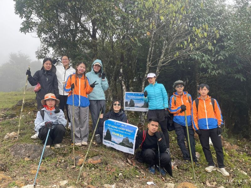 chuan-bi-chinh-phuc-fansipan-dinh-fansipan-cao-bao-nhieu-met.jpg (150 KB)