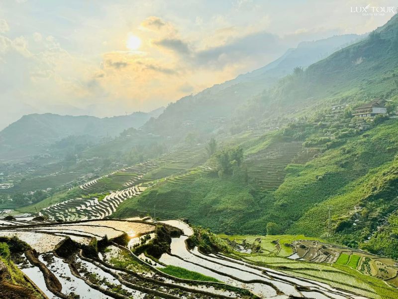 thung-lung-muong-hoa-sapa-mua-nuoc-do.jpg (111 KB)