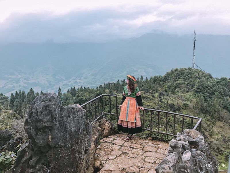 nui-ham-rong-sapa-thang-2.jpg (115 KB)