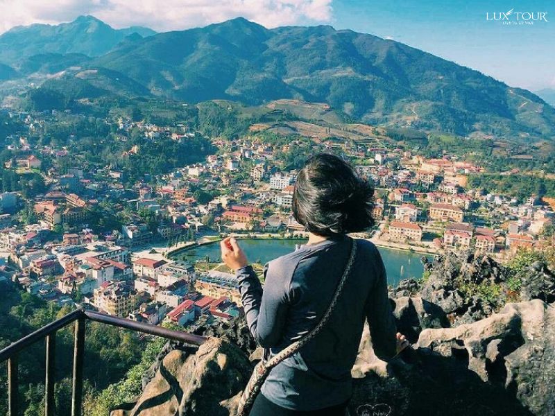 nui-ham-rong-sapa-thang-9.jpg (139 KB)