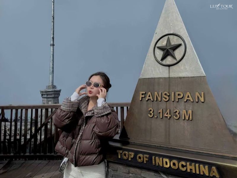 dinh-fansipan.jpg (60 KB)