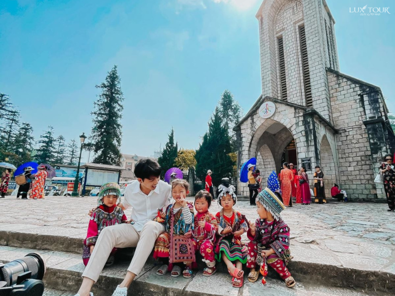 nha-tho-da-thac-bac-sapa.png (795 KB)