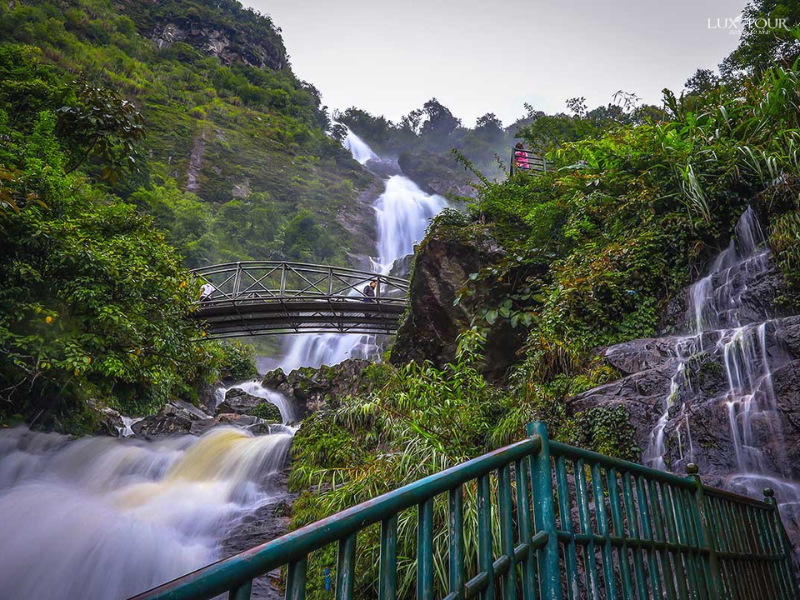 thac-bac-sapa-3.png (937 KB)