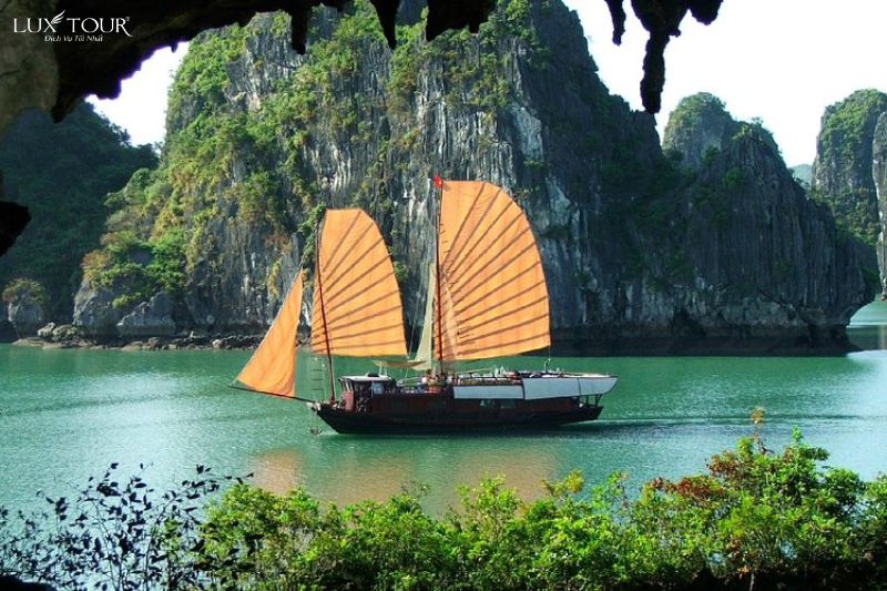 tour-ha-long-2-ngay-1-dem-8.jpg (114 KB)