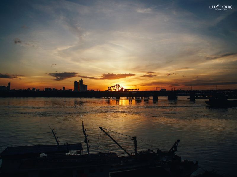 cau-long-bien-ha-noi-thang-1.jpg (57 KB)