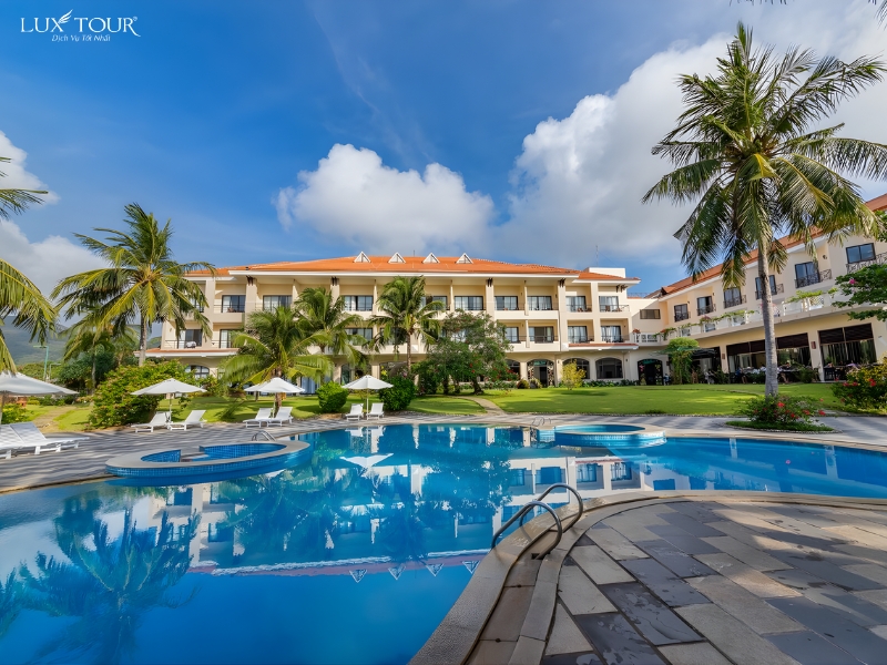 tet-nen-di-du-lich-o-dau-mien-nam-2.jpg (421 KB)