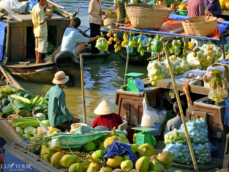 tet-nen-di-du-lich-o-dau-mien-nam-8.jpg (499 KB)