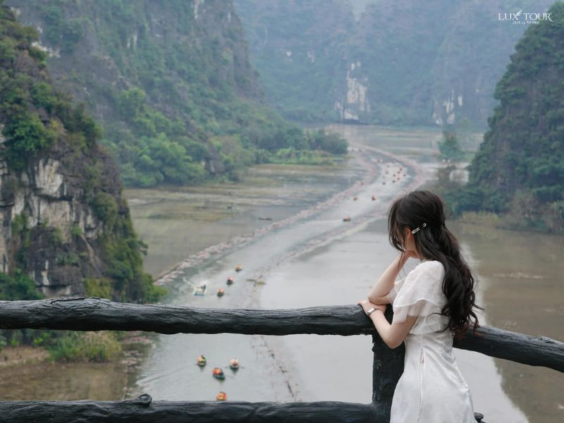 ninh-binh-thang-1-nen-di-du-lich-o-dau.jpg (68 KB)