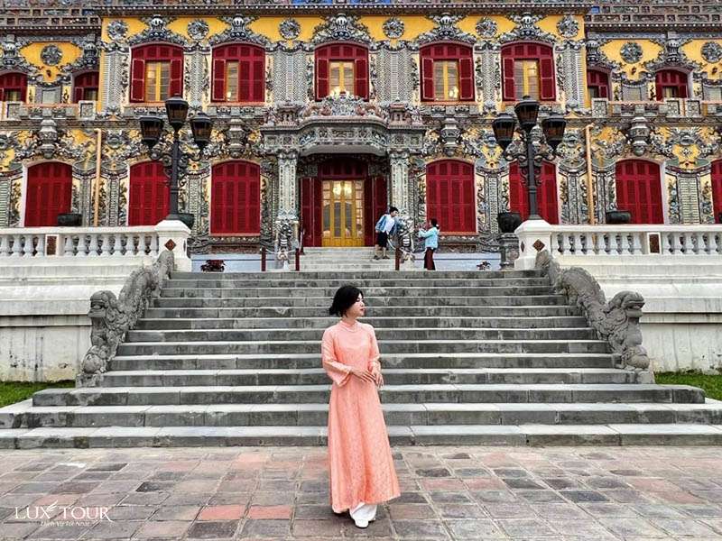 thang-2-nen-di-du-lich-o-dau-3.jpg (172 KB)