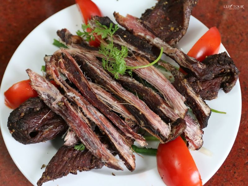 ban-sung-la-thit-trau-gac-bep.jpg (103 KB)