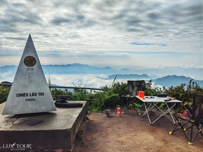 chieu-lau-thi-1.jpg (356 KB)