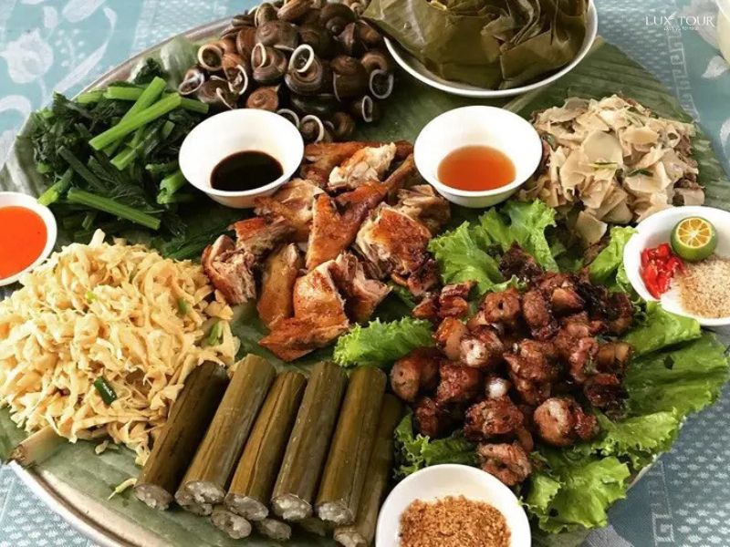 am-thuc-du-lich-ha-giang-thang-1.jpg (119 KB)