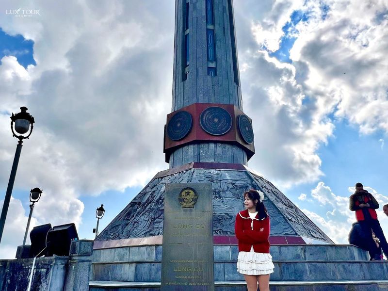 du-lich-ha-giang-thang-6-cot-co-lung-cu.jpg (90 KB)