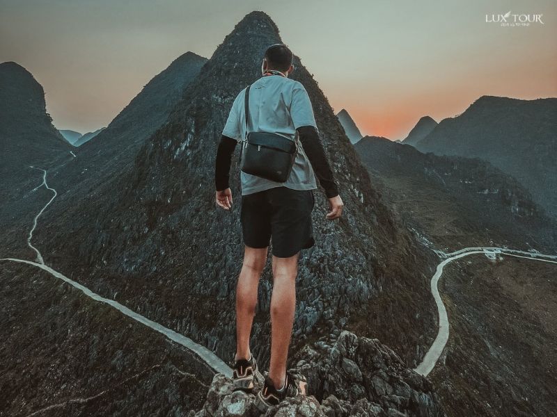 du-lich-ha-giang-tu-tuc-deo-ma-pi-leng.jpg (92 KB)