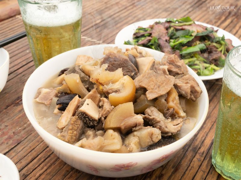 du-lich-ha-giang-tu-tuc-thang-co.jpg (92 KB)