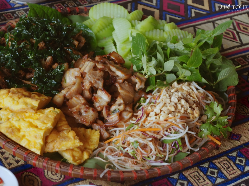 mua-hoa-o-ha-giang-13.jpg (476 KB)