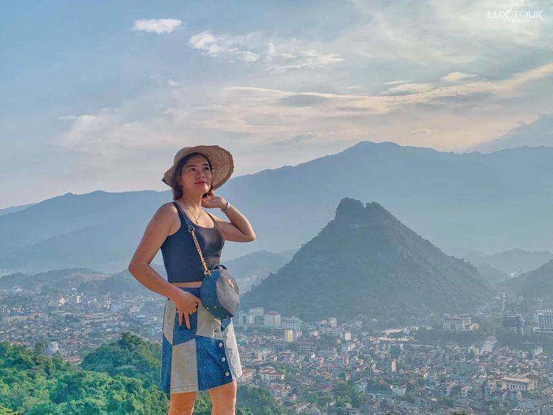 nui-mo-neo-ha-giang-3.jpg (63 KB)