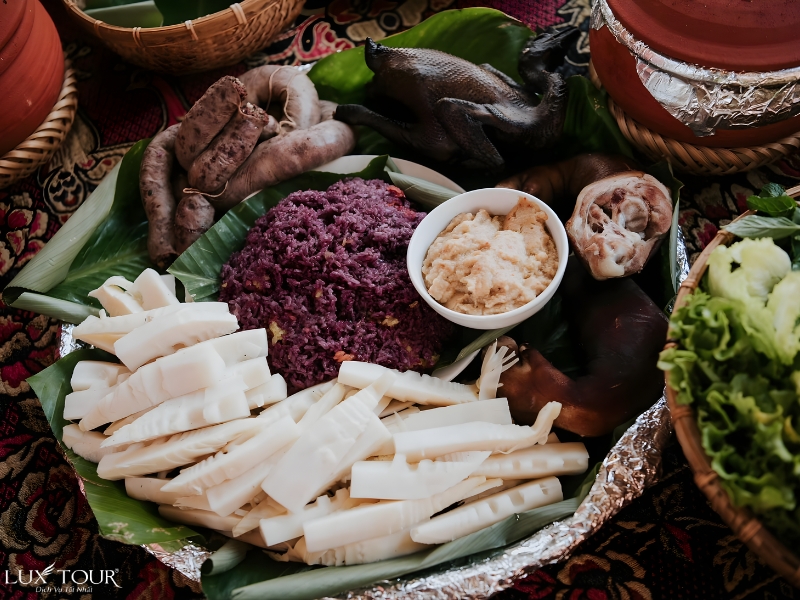 pho-co-dong-van-ha-giang-16.jpg (429 KB)