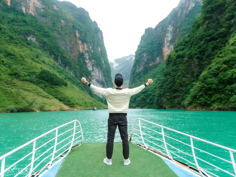 pho-co-dong-van-ha-giang-8.jpg (479 KB)