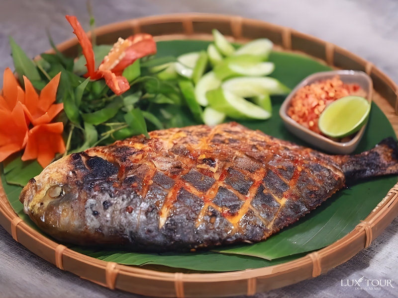 quan-an-ngon-o-ha-giang-2.jpg (362 KB)