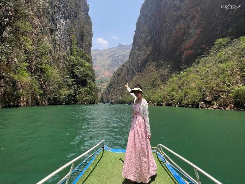 song-o-ha-giang-nho-que.jpg (119 KB)