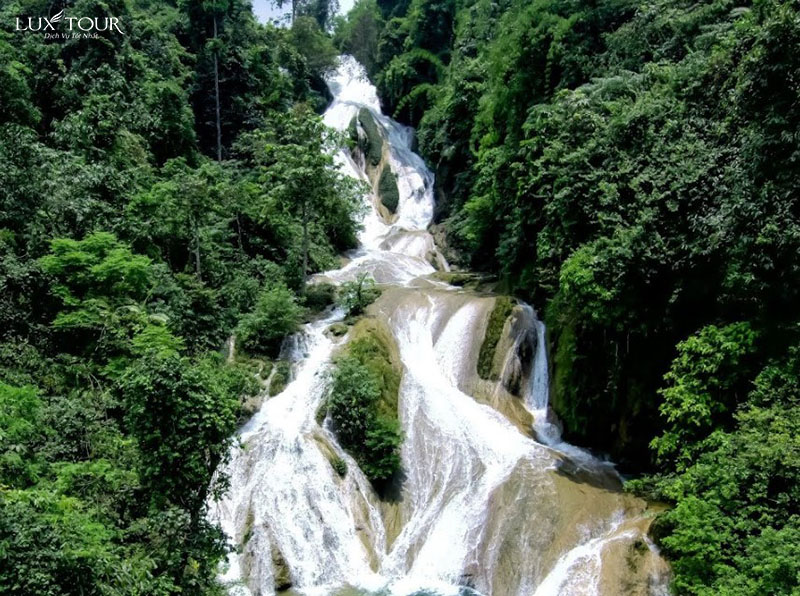 thac-nam-tau-1.jpg (203 KB)