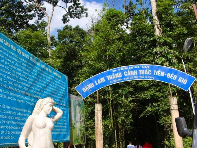 thac-tien-ha-giang-khu-du-lich-deo-gio.jpg (145 KB)