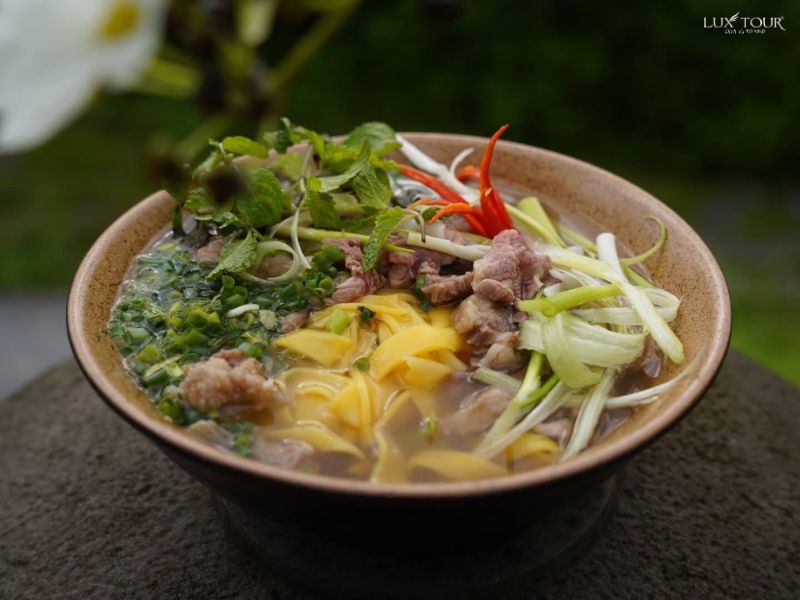 thi-tran-pho-bang-pho-ngo.jpg (65 KB)