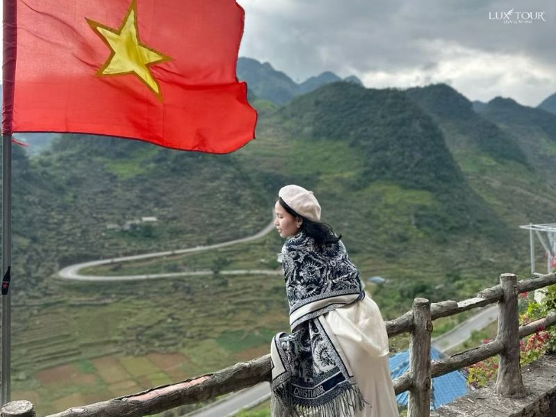 thung-lung-lung-tam-cong-troi-quan-ba.jpg (79 KB)