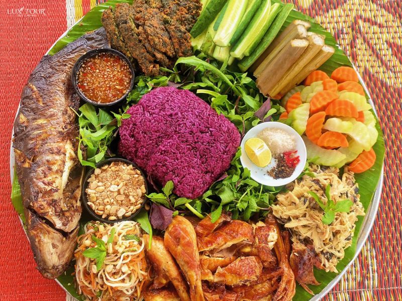 du-lich-mai-chau-thang-2-dac-san-mai-chau.jpg (168 KB)