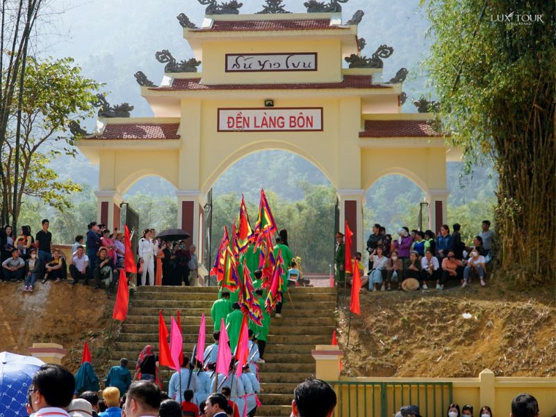 du-lich-mai-chau-thang-2-le-hoi-xen-ban-xen-muong.jpg (120 KB)