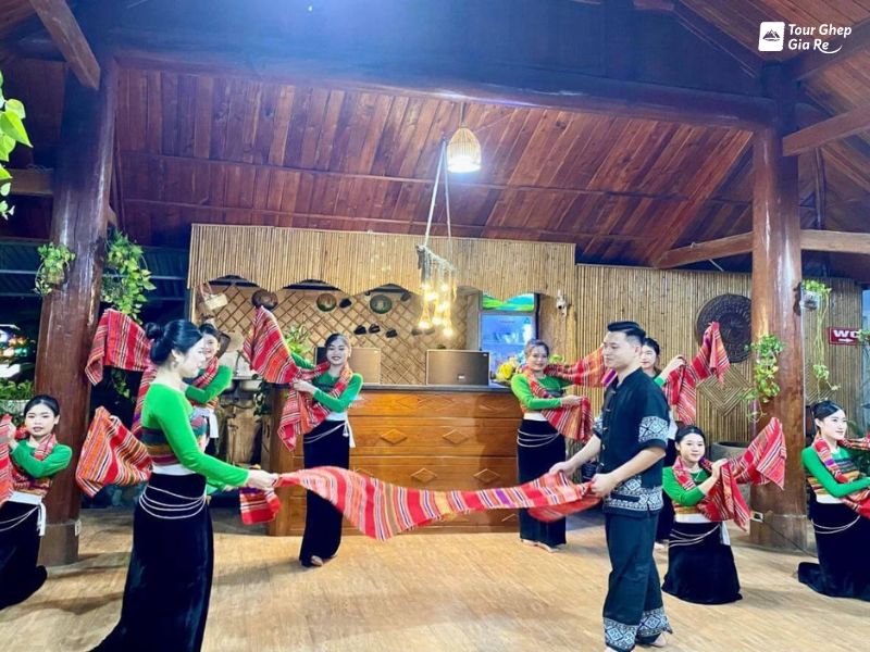 du-lich-mai-chau-thang-4-10.jpg (111 KB)