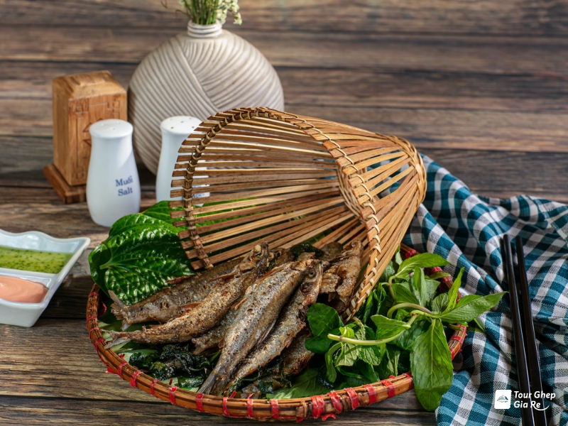 du-lich-mai-chau-tu-tuc-16.jpg (448 KB)