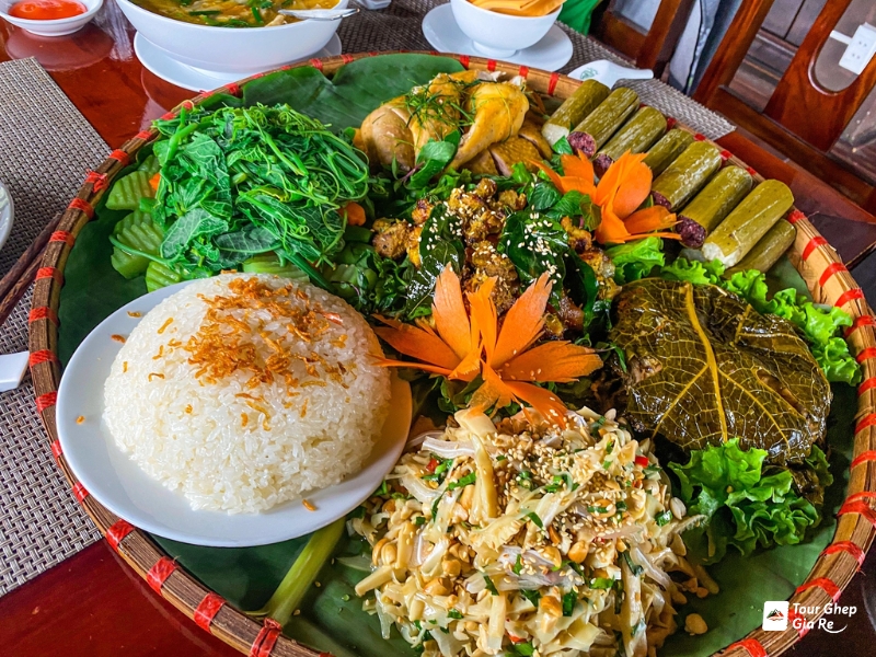 mai-chau-thang-8-9.jpg (557 KB)