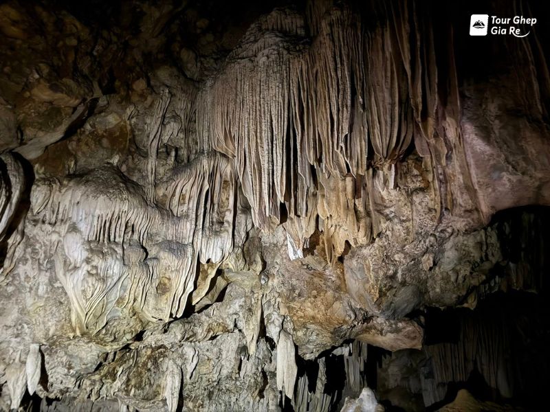 mai-chau-thang-9-hang-chieu.jpg (121 KB)