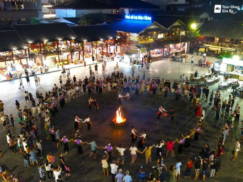 cho-dem-moc-chau-4.jpg (123 KB)