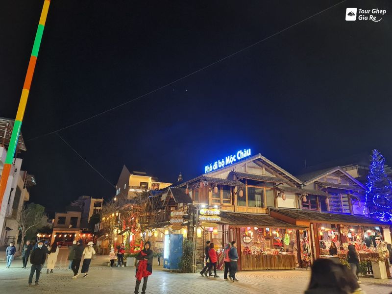 cho-dem-moc-chau-5.jpg (79 KB)