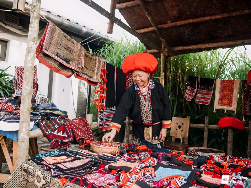 Khám phá các chợ ở Mộc Châu sầm uất nổi tiếng nhất hiện nay