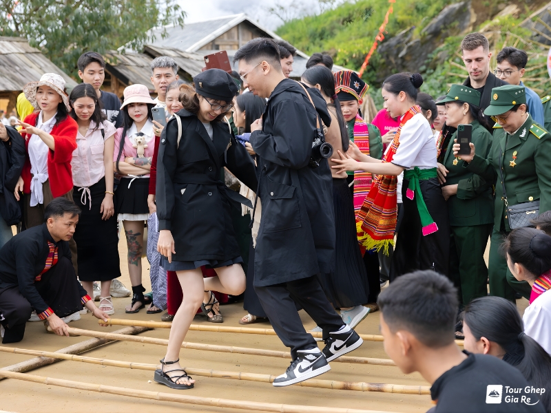 cho-tinh-moc-chau-2.jpg (434 KB)