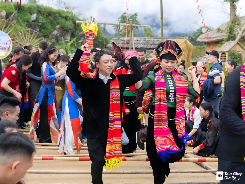 cho-tinh-moc-chau-5.jpg (443 KB)