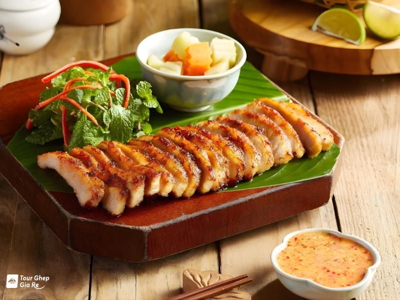 du-lich-moc-chau-thang-10-14.jpg (384 KB)