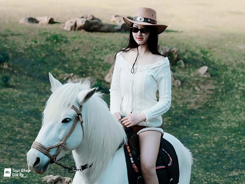 du-lich-moc-chau-thang-10-15.jpg (309 KB)