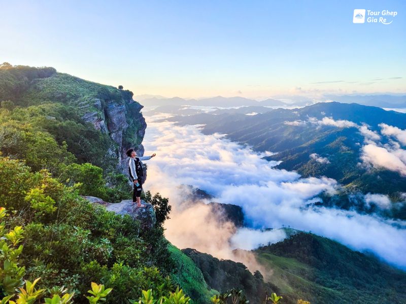 du-lich-moc-chau-thang-5-dinh-pha-luong.jpg (93 KB)